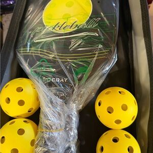 Pickleball Paddle and Balls Set